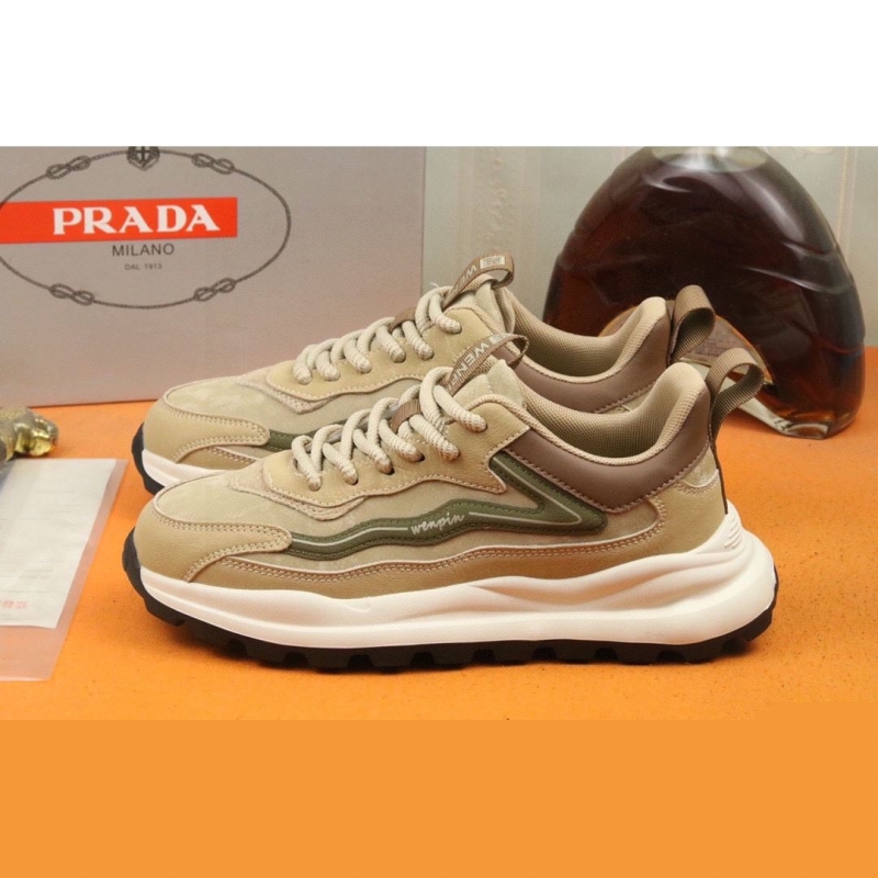 Pra*a casual shoes
